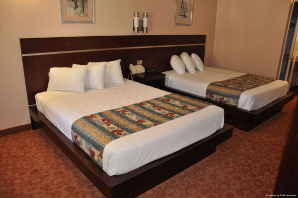 COUNTRY INN SONORA (Jamestown)
